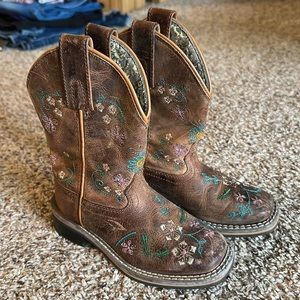 Little girls Smokey mountain boots embroidered floral cowgirl cowboy boots